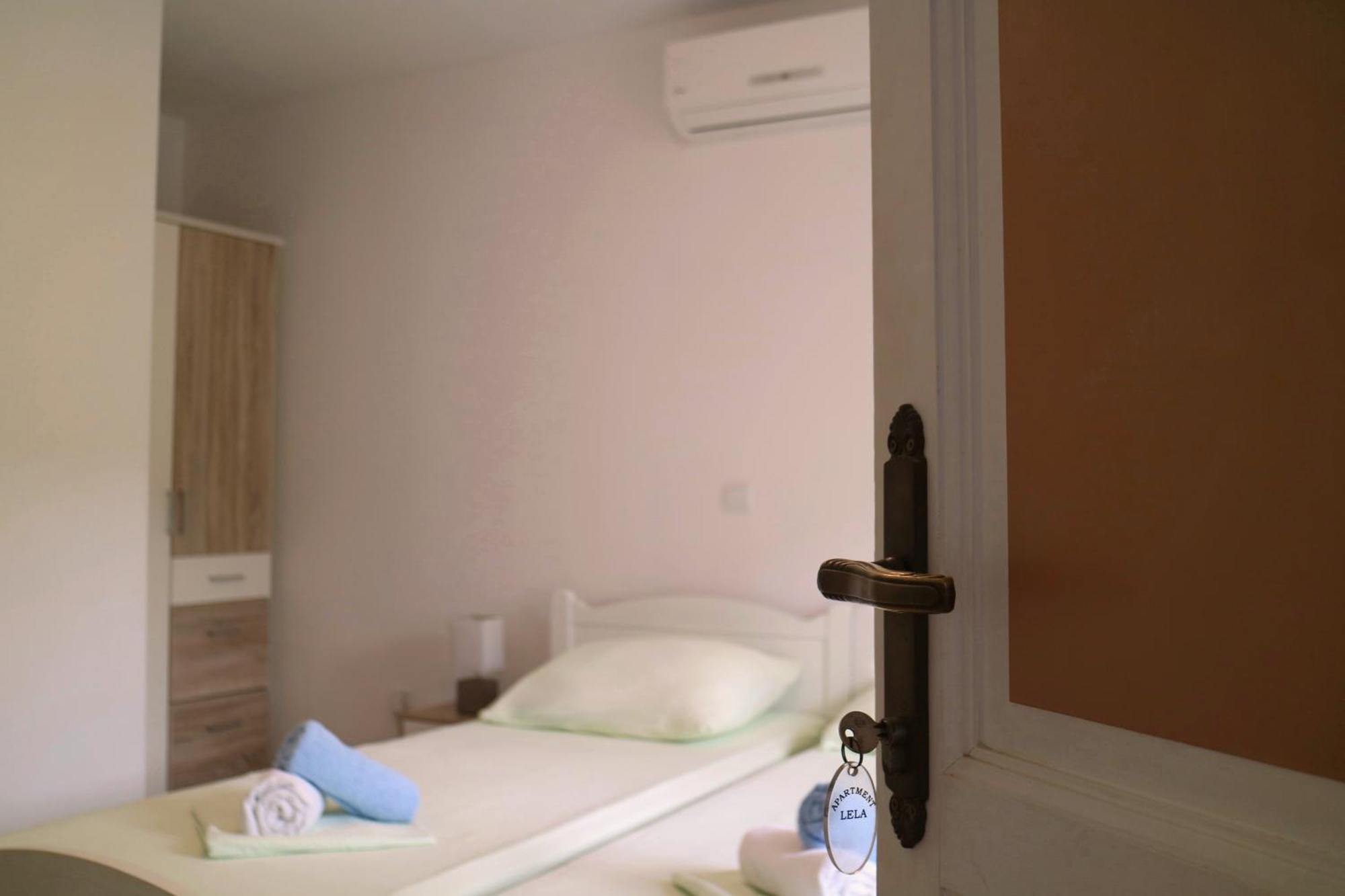 Studio Apartments & Rooms Lela, Sipan Island Šipanska Luka Habitación foto