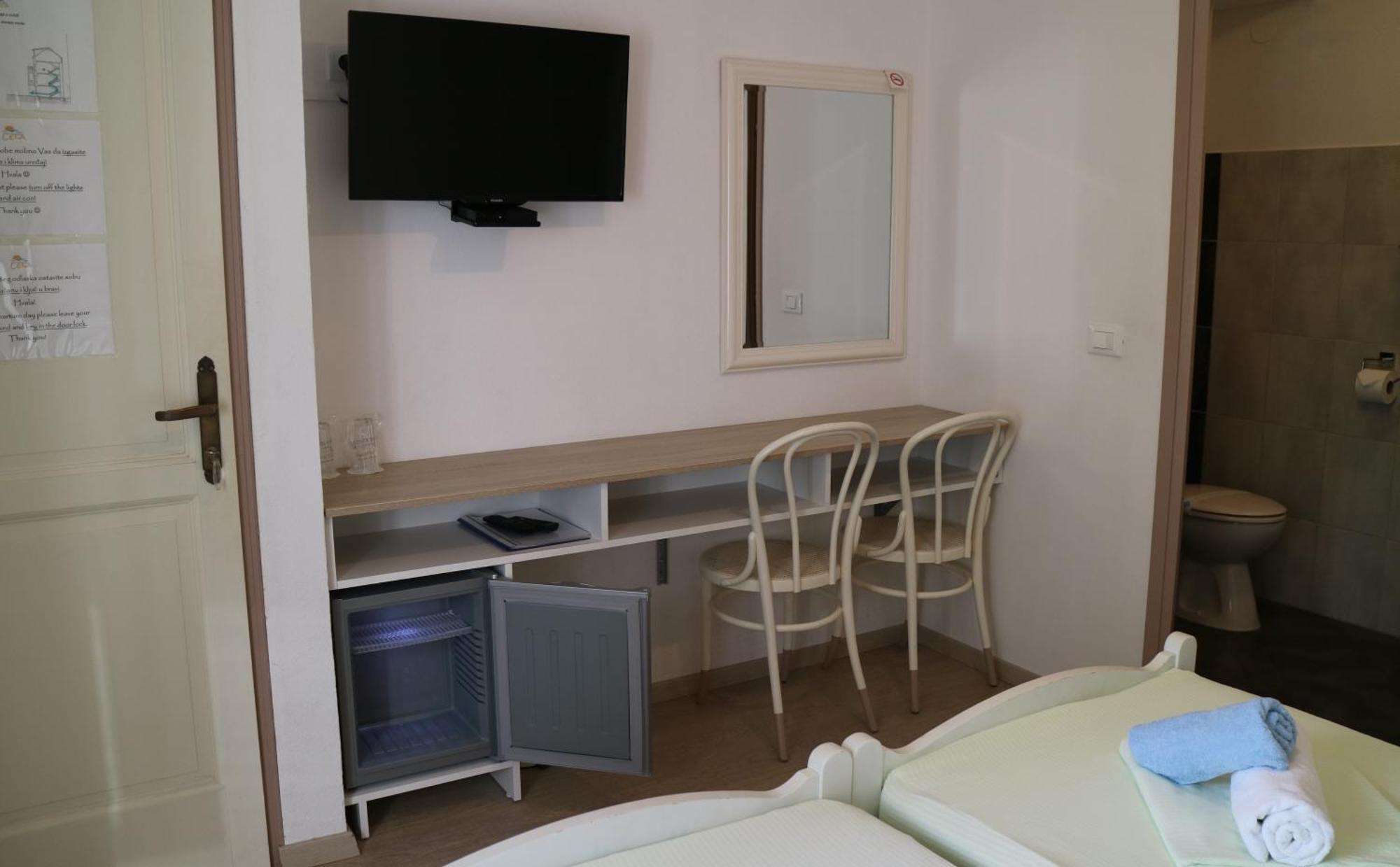 Studio Apartments & Rooms Lela, Sipan Island Šipanska Luka Habitación foto